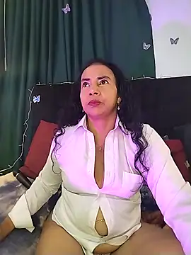 AlexaNovoa  online show from 11/03/25, 11:52