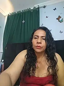 Snapshot of AlexaNovoa_ chatting on 06/25/26, 01:25 AlexaNovoa online show from 06/25/26, 01:25