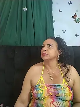 Snapshot of AlexaNovoa_ chatting on 06/19/26, 01:22 AlexaNovoa online show from 06/19/26, 01:22