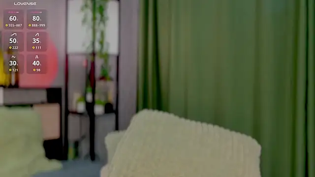 Snapshot of Diora_vibe chatting on 02/17/26, 01:41 Diora vibe online show from 02/17/26, 01:41