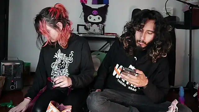 Devil And Princess online show from 10/05/25, 02:57