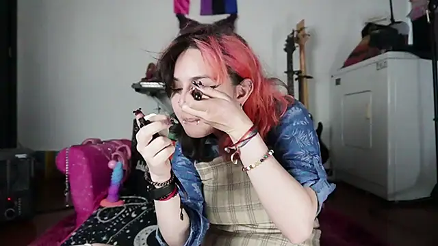 Devil And Princess online show from 09/24/25, 08:37