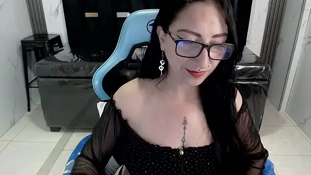 Snapshot of valeria_a1 chatting on 05/08/26, 02:59 valeria a1 online show from 05/08/26, 02:59