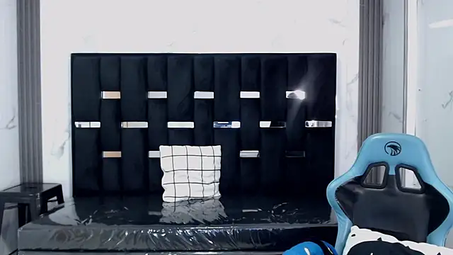 valeria a1 online show from 04/17/26, 02:36