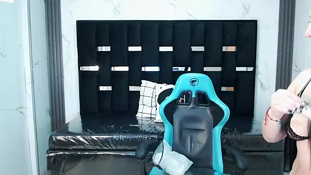 valeria a1 online show from 02/05/26, 02:51