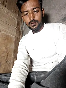 India HOT23 online show from 11/13/25, 05:50