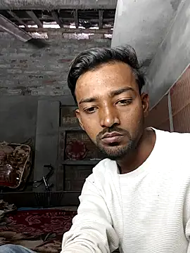 India HOT23 online show from 12/01/25, 04:57