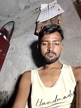 India HOT23 online show from 10/14/25, 07:03
