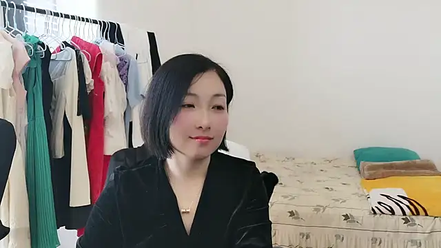 Rachel-6600 online show from 10/16/25, 02:53