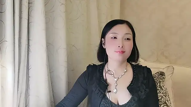 Rachel-6600 online show from 10/13/25, 04:19