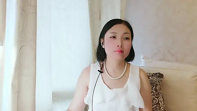 Rachel-6600 online show from 10/05/25, 02:35