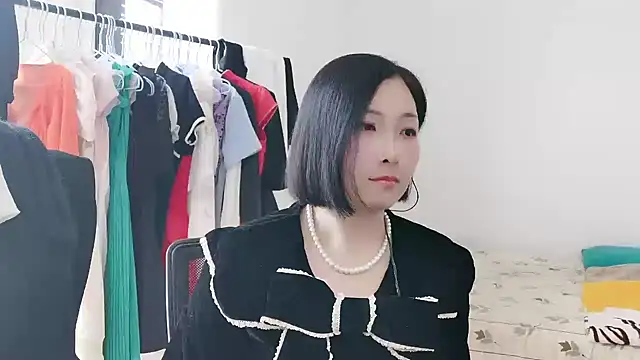 Rachel-6600 online show from 11/06/25, 02:48