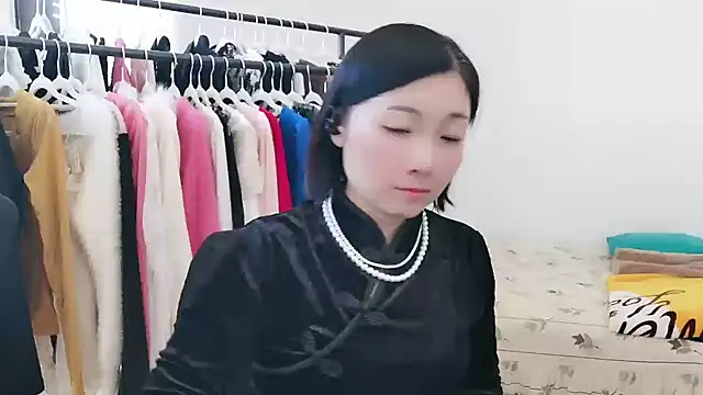 Rachel-6600 online show from 12/18/25, 03:11