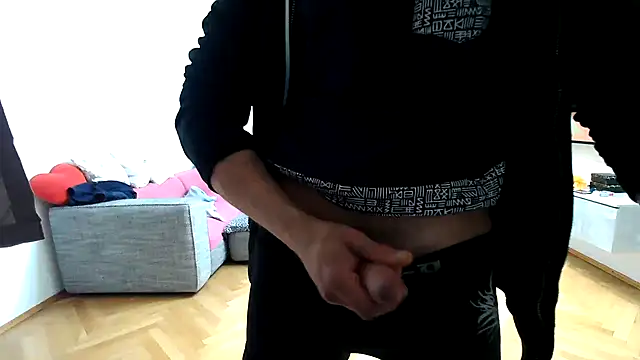 P K 33 online show from 12/19/25, 05:59