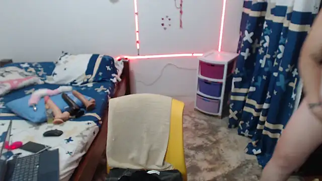 Olgahunder online show from 03/24/26, 05:07