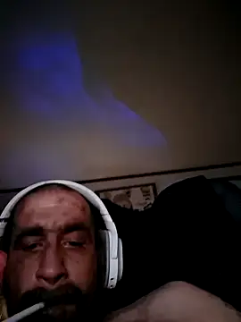 Snapshot of mayg chatting on 05/16/26, 05:06 mayg online show from 05/16/26, 05:06