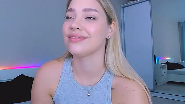 Snapshot of DIANAxxxDIAMOND chatting on 09/26/25, 07:48 DIANAxxxDIAMOND online show from 09/26/25, 07:48