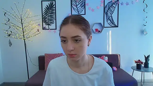 LilyHaart online show from 03/23/25, 06:37