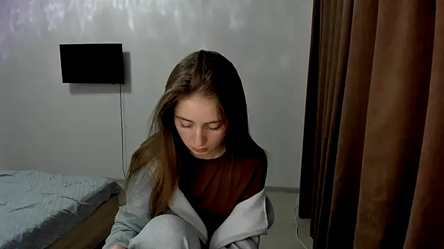 LilyHaart online show from 11/12/25, 05:28