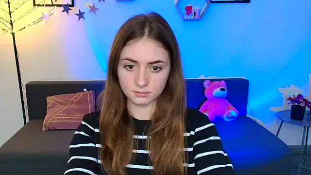 LilyHaart online show from 03/11/25, 05:35