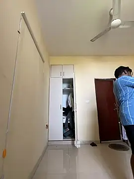 Snapshot of nightlife__12 chatting on 03/11/25, 07:57 nightlife 12 online show from 03/11/25, 07:57