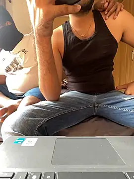 Snapshot of nightlife__12 chatting on 11/08/25, 08:51 nightlife 12 online show from 11/08/25, 08:51