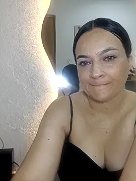 megan milf79 online show from 03/22/26, 01:12