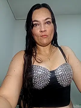 megan milf79 online show from 11/30/25, 05:36