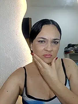 megan milf79 online show from 04/18/26, 07:18