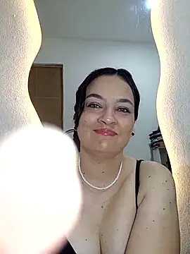 megan milf79 online show from 03/21/26, 11:36