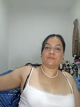 megan milf79 online show from 03/15/26, 12:39