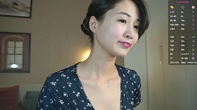 SeulBi online show from 12/19/25, 02:19