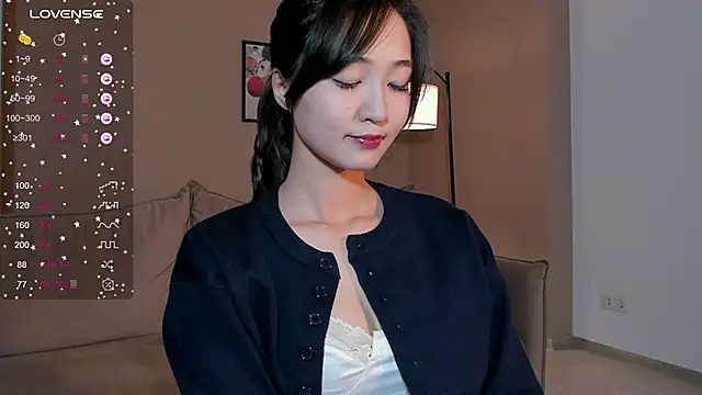 SeulBi online show from 10/13/25, 03:02