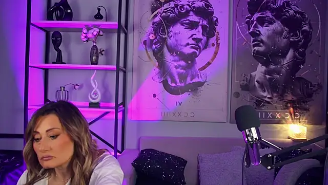 SarahAlluring online show from 04/24/26, 01:24