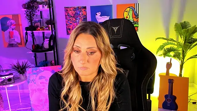 SarahAlluring online show from 10/15/25, 12:35