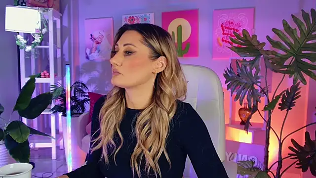 SarahAlluring online show from 01/12/26, 01:18