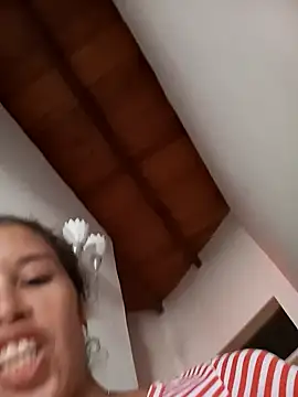 Sexi girl29 online show from 11/10/25, 06:57