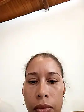 Sexi girl29 online show from 10/15/25, 09:23