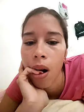 Snapshot of Sexi_girl29 chatting on 06/24/26, 12:04 Sexi girl29 online show from 06/24/26, 12:04