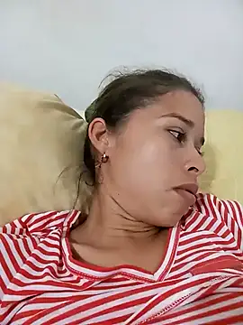 Sexi girl29 online show from 11/28/25, 08:47