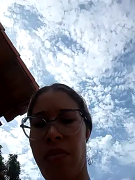 Sexi girl29 online show from 04/15/26, 01:37