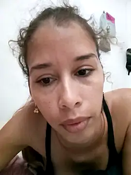 Snapshot of Sexi_girl29 chatting on 05/27/26, 12:01 Sexi girl29 online show from 05/27/26, 12:01