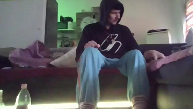 ThePython666 online show from 11/16/25, 08:52