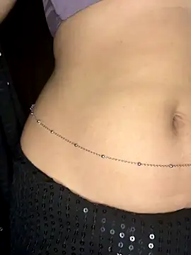 Snapshot of lustyindiancouple chatting on 10/03/25, 01:45 lustyindiancouple online show from 10/03/25, 01:45