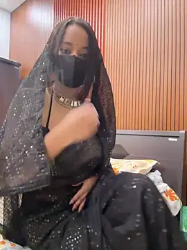 Snapshot of lustyindiancouple chatting on 03/20/25, 09:48 lustyindiancouple online show from 03/20/25, 09:48