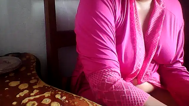 Sydneyputinha online show from 11/25/25, 09:15