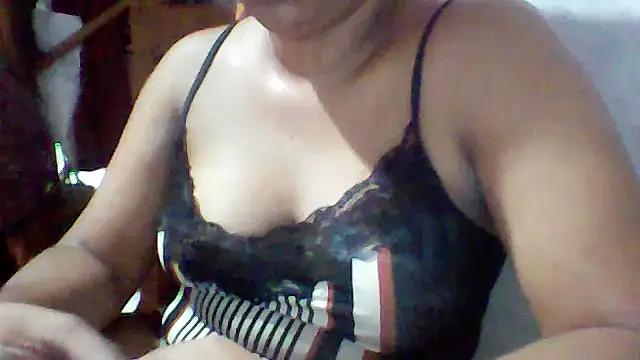 Sydneyputinha online show from 02/19/26, 12:51