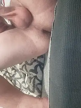 gui67675 online show from 10/23/25, 06:50