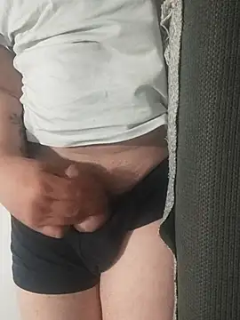 gui67675 online show from 10/19/25, 04:48