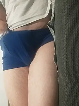 gui67675 online show from 10/22/25, 03:39